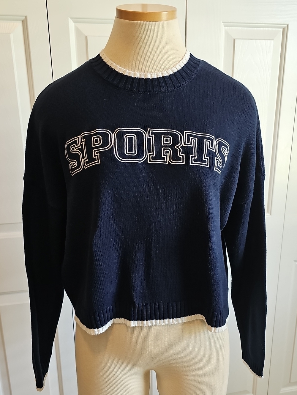 Navy 'SPORTS' Crewneck Sweater Sincerely Jules Sz Small. Excellant Condition